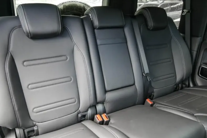 Mercedes-Benz G 500 din 2025 cu 9.987 km - oferta MER130891 - foto 4