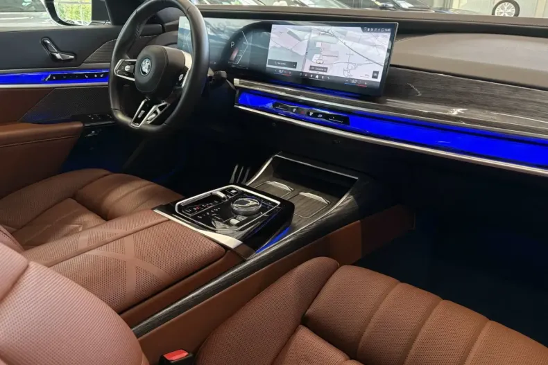 BMW 750 din 2024 cu 53.322 km - oferta BMW130892 - foto 5