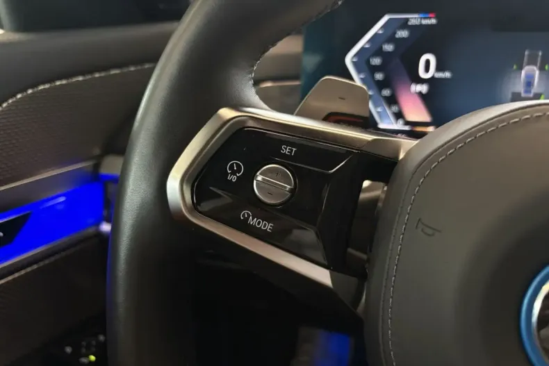 BMW 750 din 2024 cu 53.322 km - oferta BMW130892 - foto 10