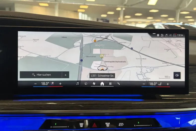 BMW 750 din 2024 cu 53.322 km - oferta BMW130892 - foto 12