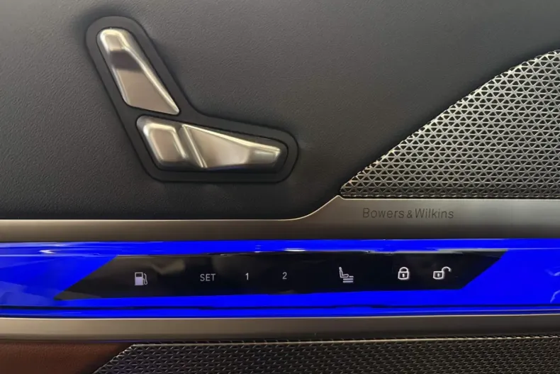 BMW 750 din 2024 cu 53.322 km - oferta BMW130892 - foto 18