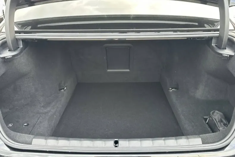 BMW 740 din 2024 cu 26.368 km - oferta BMW130894 - foto 13