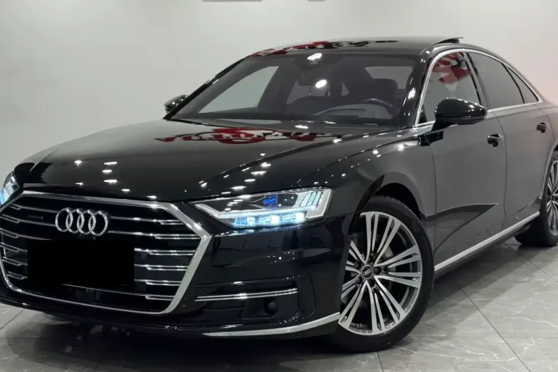 Audi A8 din 2022 cu 65.000 km - oferta AUD130896 - foto 1