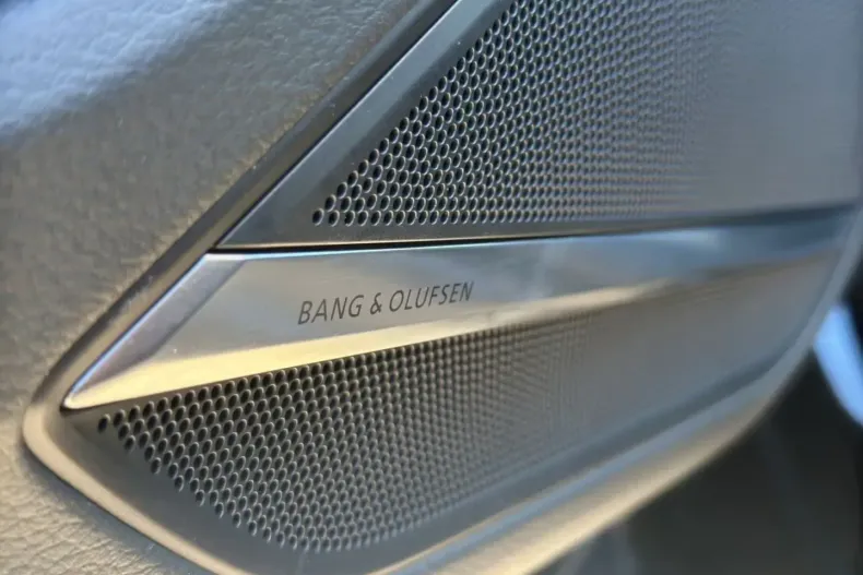 Audi A8 din 2021 cu 87.600 km - oferta AUD130898 - foto 12