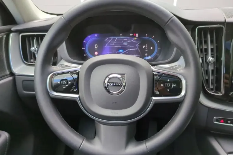 Volvo XC60 din 2023 cu 29.200 km - oferta VOL130900 - foto 12