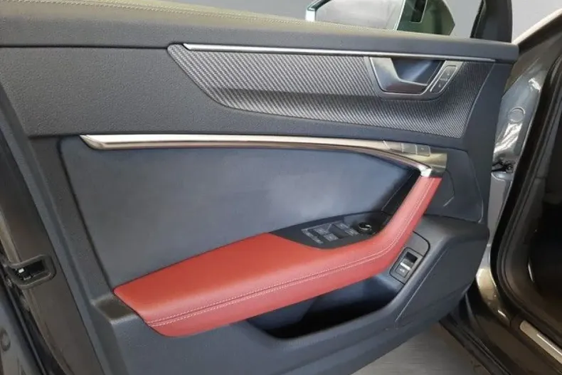 Audi S6 din 2022 cu 67.722 km - oferta AUD130911 - foto 13