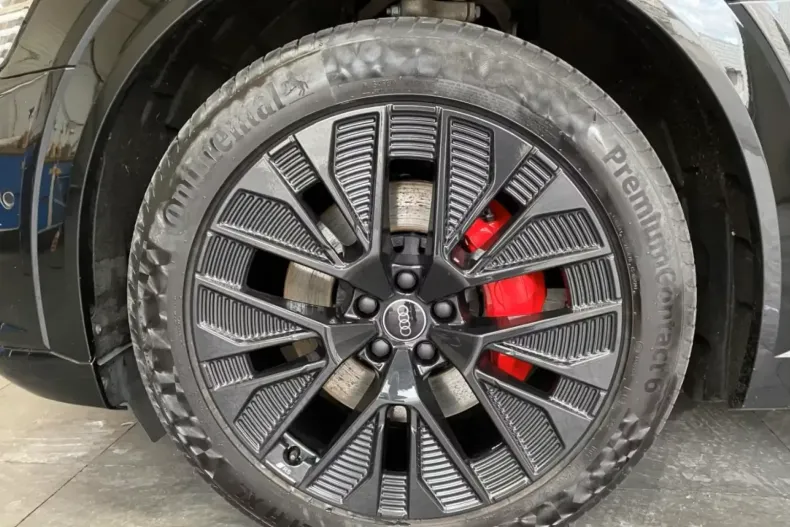 Audi Q8 din 2024 cu 34.180 km - oferta AUD130922 - foto 3