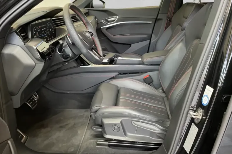 Audi Q8 din 2024 cu 34.180 km - oferta AUD130922 - foto 9