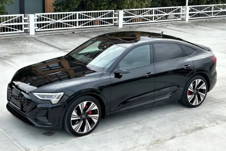 Audi Q8 din 2023 cu 30.820 km - oferta AUD130927 - foto 1