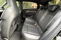 Audi Q8 din 2023 cu 30.820 km - oferta AUD130927 - foto 3