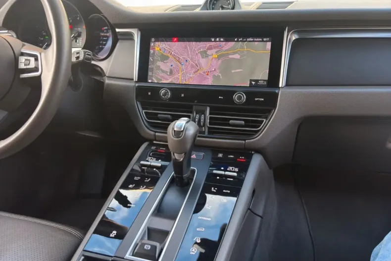 Porsche Macan din 2022 cu 41.171 km - oferta POR130928 - foto 12