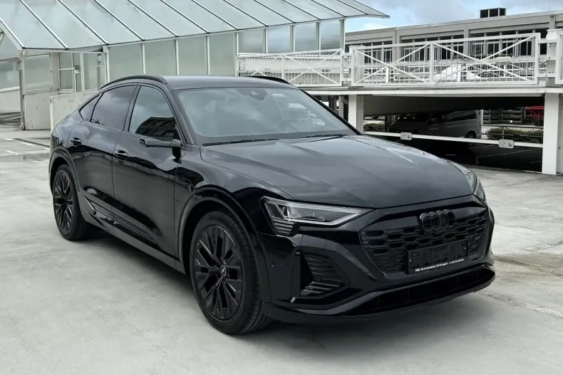 Audi Q8 din 2023 cu 34.293 km - oferta AUD130935 - foto 1