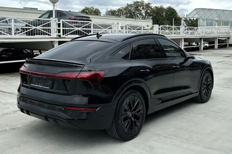 Audi Q8 din 2023 cu 34.293 km - oferta AUD130935 - foto 2