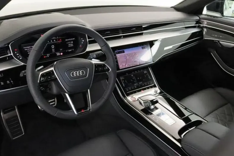 Audi S8 din 2024 cu 12.500 km - oferta AUD130938 - foto 8