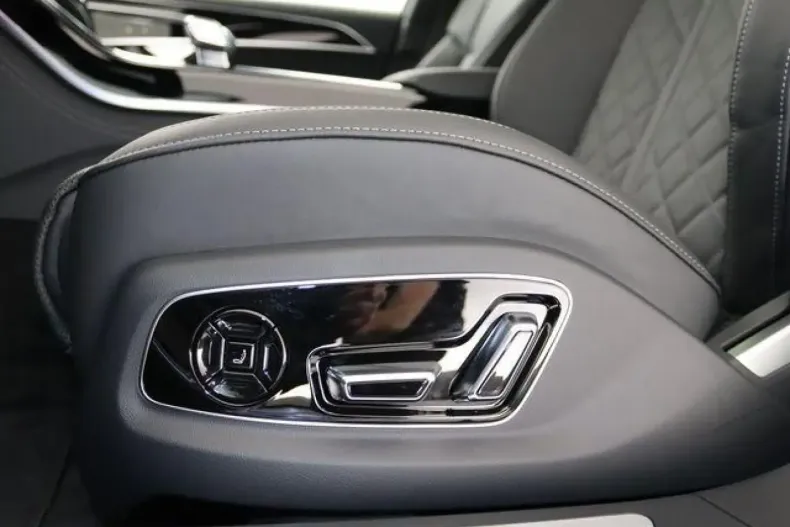 Audi S8 din 2024 cu 12.500 km - oferta AUD130938 - foto 14