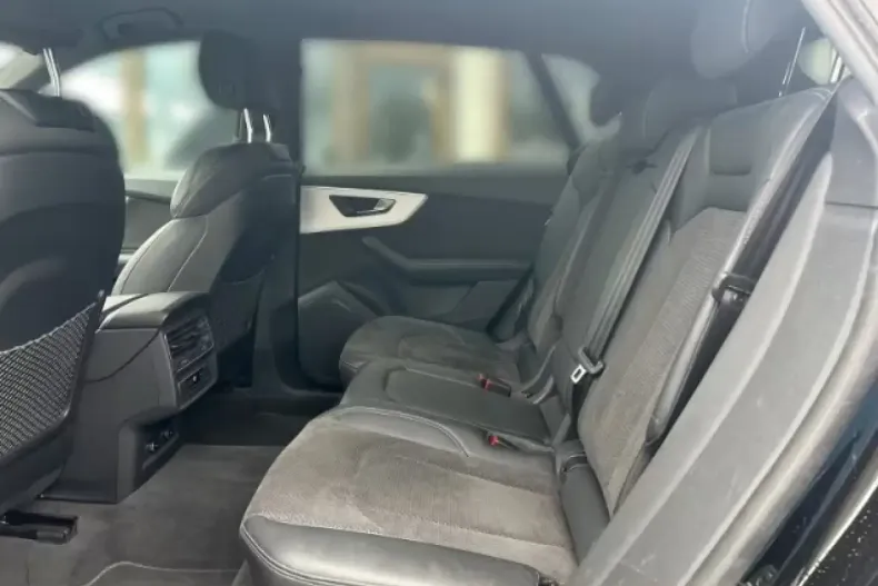 Audi Q8 din 2021 cu 45.235 km - oferta AUD130939 - foto 9