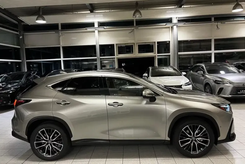 Lexus NX 350h din 2025 cu 8 km - oferta LEX130946 - foto 3
