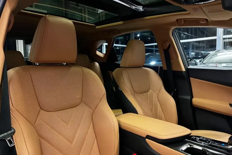 Lexus NX 350h din 2025 cu 8 km - oferta LEX130946 - foto 5