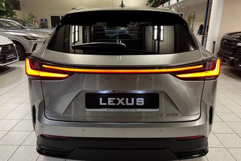 Lexus NX 350h din 2025 cu 8 km - oferta LEX130946 - foto 10