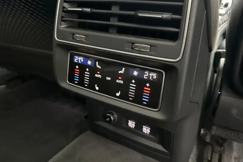 Audi Q8 din 2020 cu 60.000 km - oferta AUD130948 - foto 5