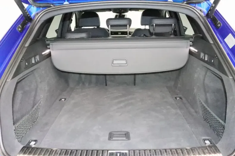 Audi Q8 din 2023 cu 51.202 km - oferta AUD130952 - foto 3