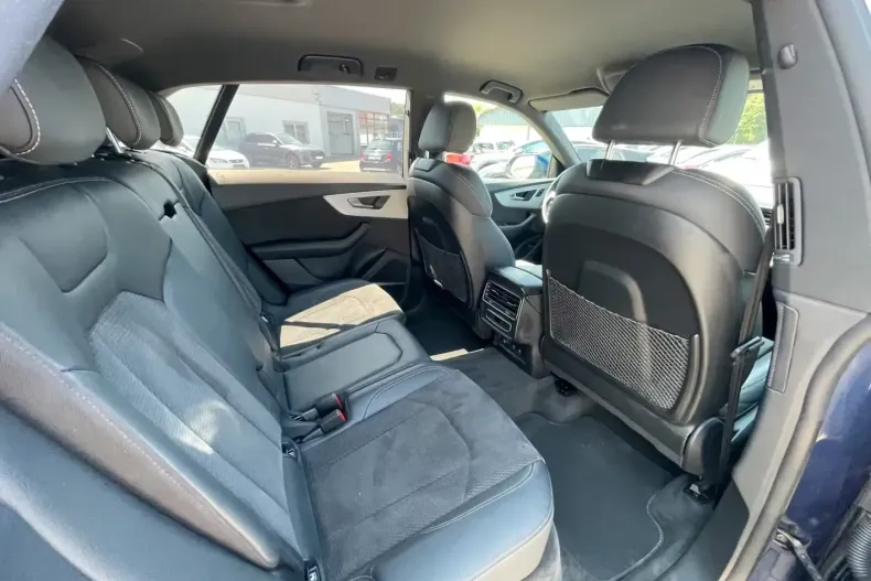 Audi Q8 din 2021 cu 72.200 km - oferta AUD130960 - foto 8