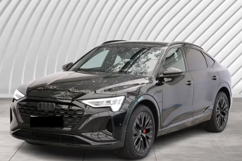 Audi Q8 din 2023 cu 49.229 km - oferta AUD130964 - foto 1