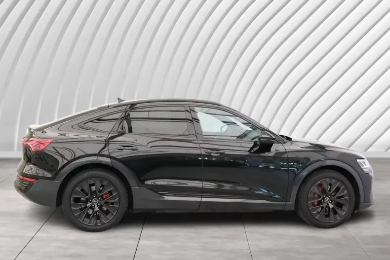 Audi Q8 din 2023 cu 49.229 km - oferta AUD130964 - foto 2
