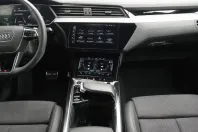Audi Q8 din 2023 cu 49.229 km - oferta AUD130964 - foto 5
