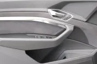 Audi Q8 din 2023 cu 49.229 km - oferta AUD130964 - foto 10