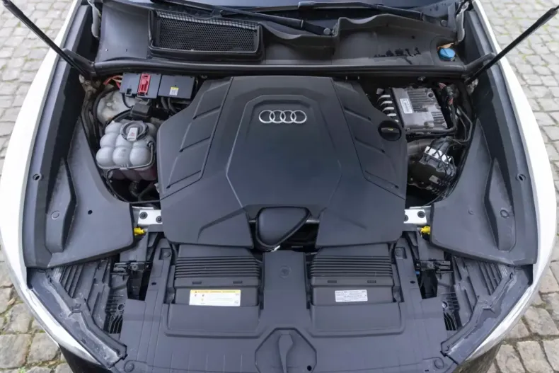 Audi Q8 din 2021 cu 56.776 km - oferta AUD130978 - foto 7