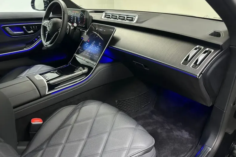 Mercedes-Benz S 680 din 2023 cu 4.900 km - oferta MER130979 - foto 16