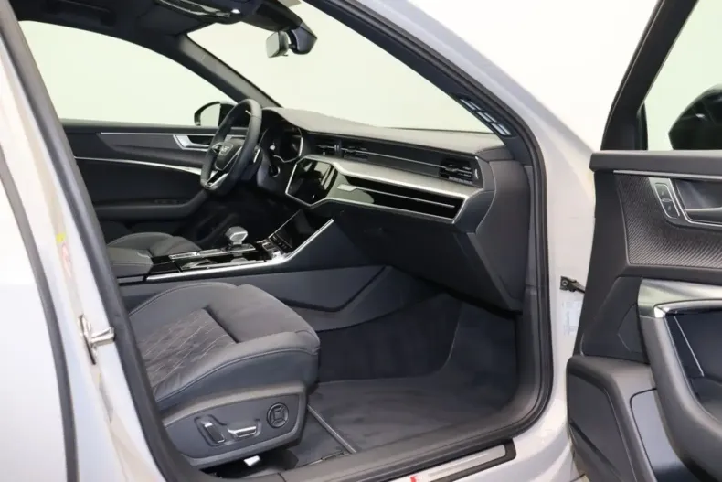 Audi S6 din 2024 cu 12.107 km - oferta AUD130993 - foto 13