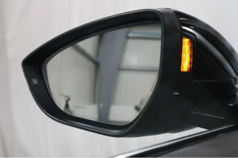 Audi Q8 din 2023 cu 33.237 km - oferta AUD130996 - foto 6