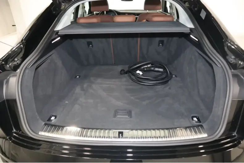 Audi Q8 din 2023 cu 33.237 km - oferta AUD130996 - foto 15