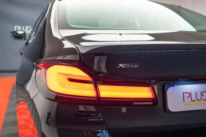 BMW 530 din 2023 cu 38.000 km - oferta BMW131001 - foto 11