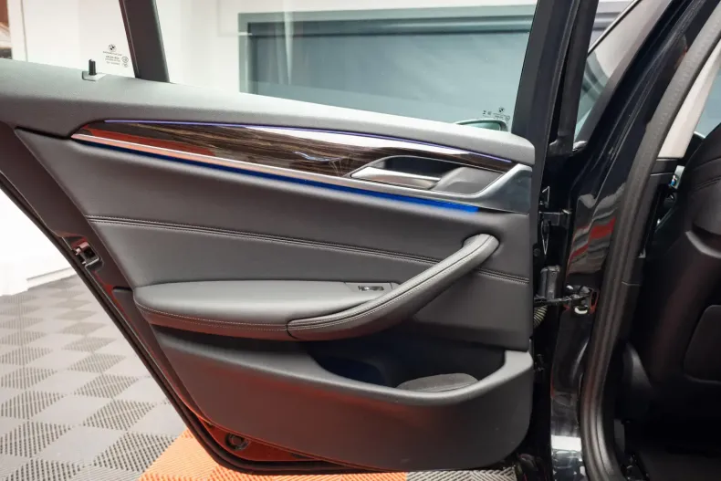 BMW 530 din 2023 cu 38.000 km - oferta BMW131001 - foto 24