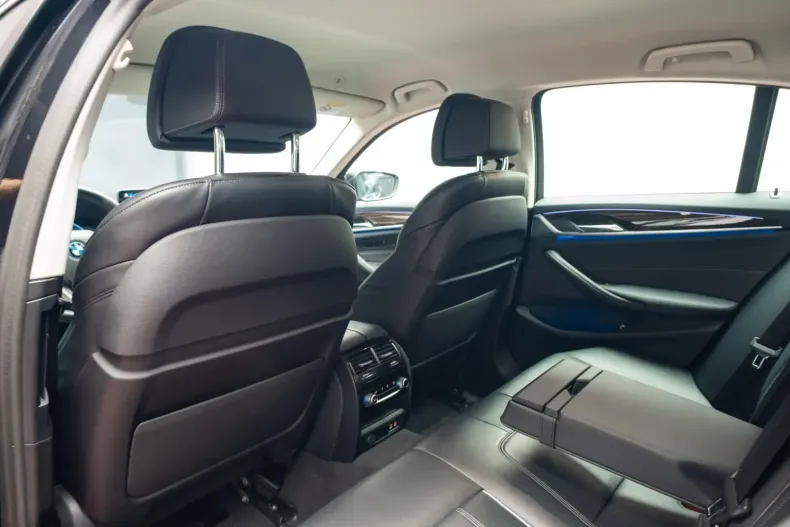 BMW 530 din 2023 cu 38.000 km - oferta BMW131001 - foto 25