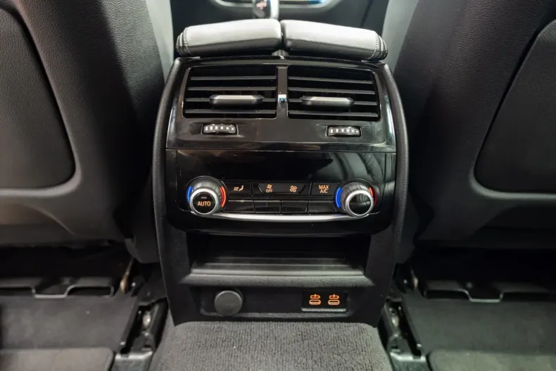 BMW 530 din 2023 cu 38.000 km - oferta BMW131001 - foto 27