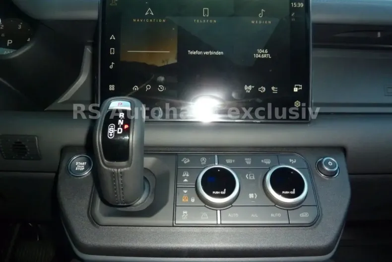 Land Rover Defender din 2025 cu 1.114 km - oferta LAN131010 - foto 12