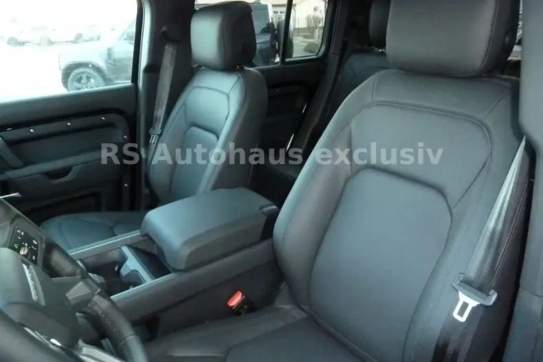 Land Rover Defender din 2025 cu 1.114 km - oferta LAN131010 - foto 15