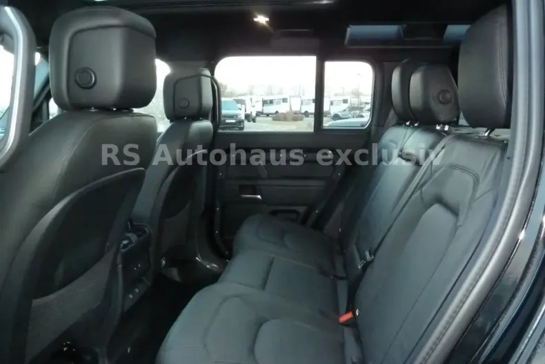Land Rover Defender din 2025 cu 1.114 km - oferta LAN131010 - foto 16