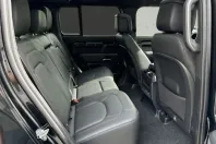Land Rover Defender din 2024 cu 19.999 km - oferta LAN131015 - foto 4