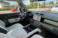 Land Rover Defender din 2024 cu 8.700 km - oferta LAN131016 - foto 11