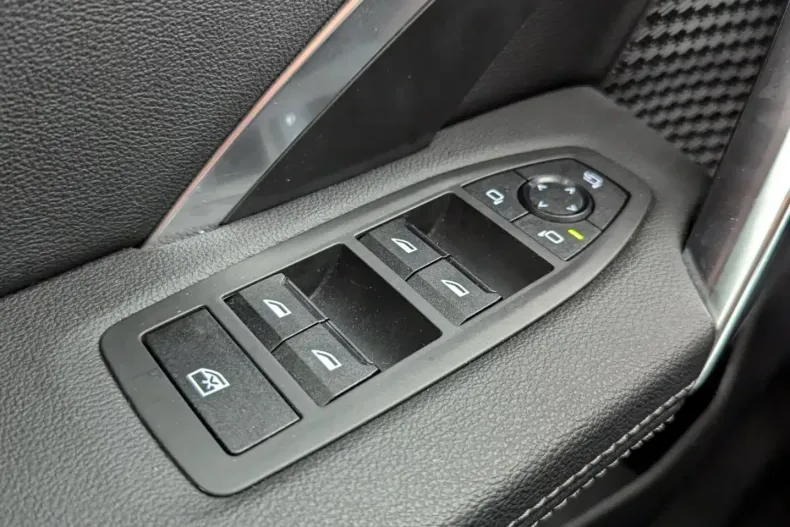 BMW iX1 din 2023 cu 37.000 km - oferta BMW131021 - foto 10