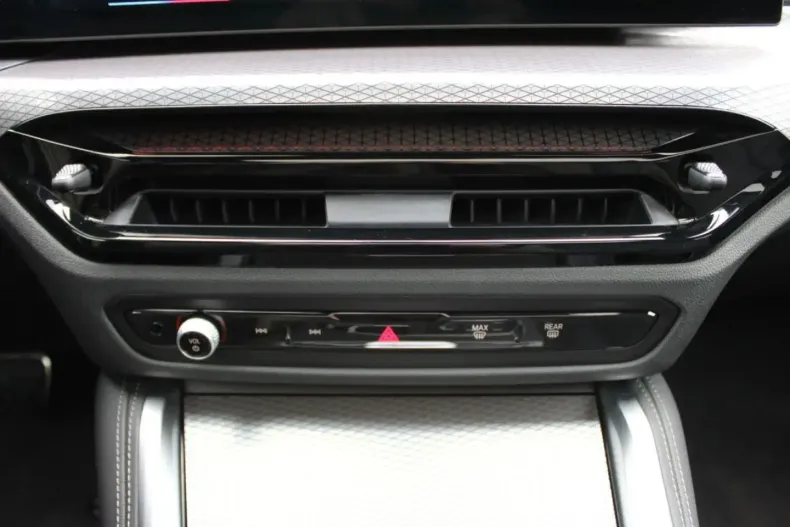 BMW M440 din 2024 cu 14.308 km - oferta BMW131025 - foto 15