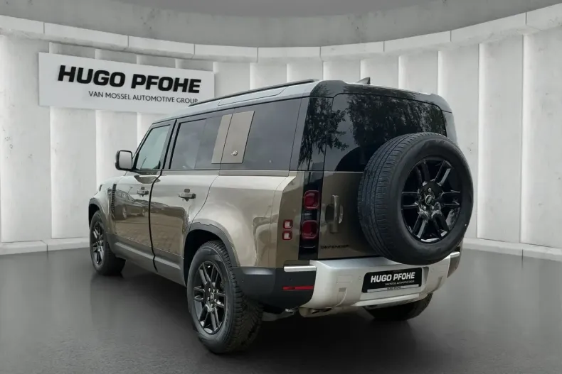 Land Rover Defender din 2024 cu 19.389 km - oferta LAN131029 - foto 3