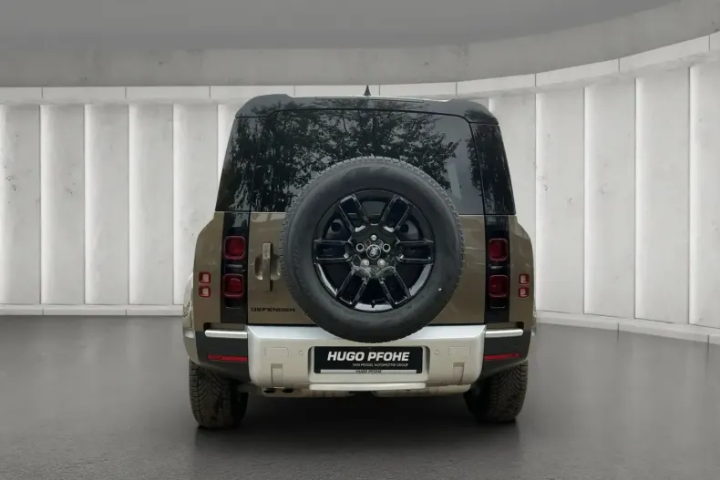 Land Rover Defender din 2024 cu 19.389 km - oferta LAN131029 - foto 4