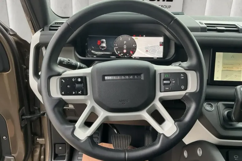 Land Rover Defender din 2024 cu 19.389 km - oferta LAN131029 - foto 13