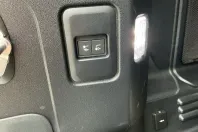 Land Rover Defender din 2024 cu 19.389 km - oferta LAN131029 - foto 19